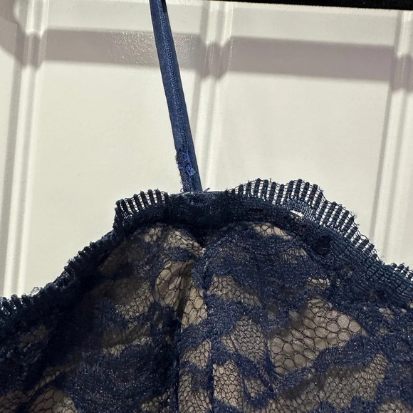 Vintage Rickie Freeman for T.J.Nites | nude lined navy lace mini dress | Size: 8 - Picture 11 of 11